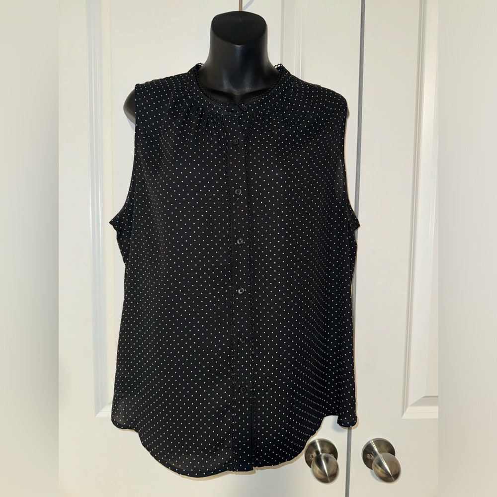 Banana Republic black and white polka dressy tank size L